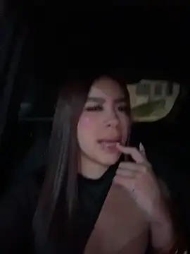 Snapshot of Cristina_pinkk chatting on 11, 4, 2026 Cristina pinkk online show from 11, 4, 2026