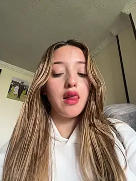 Baby  Otaku online show from 15, 2, 2026