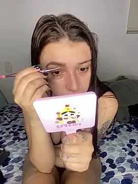 Mia  Gray online show from 17, 12, 2025