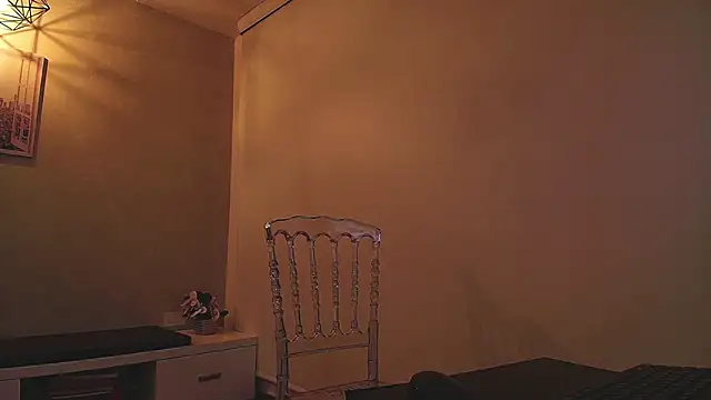  Victoria Collins online show from 19, 9, 2025