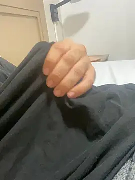 yourinternetboyfriend online show from 16, 1, 2026