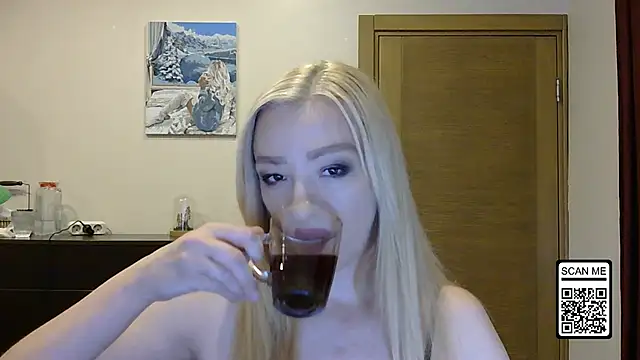 Snapshot of Wild_Silk_Desire chatting on 12, 9, 2025 Wild Silk Desire online show from 12, 9, 2025