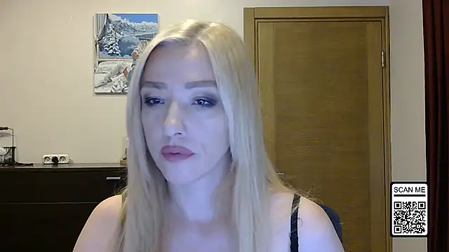 Snapshot of Wild_Silk_Desire chatting on 14, 9, 2025 Wild Silk Desire online show from 14, 9, 2025