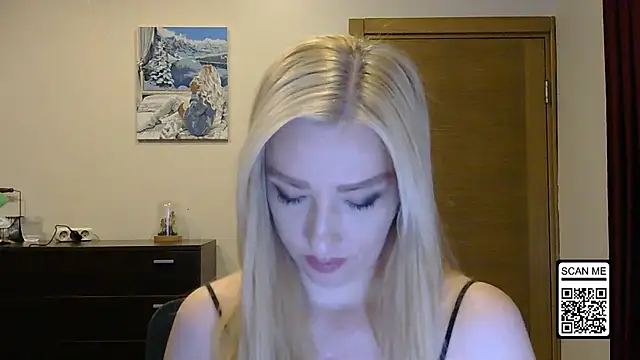 Snapshot of Wild_Silk_Desire chatting on 18, 9, 2025 Wild Silk Desire online show from 18, 9, 2025