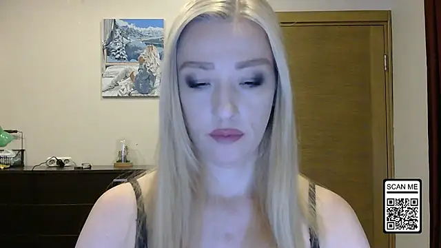 Snapshot of Wild_Silk_Desire chatting on 19, 9, 2025 Wild Silk Desire online show from 19, 9, 2025