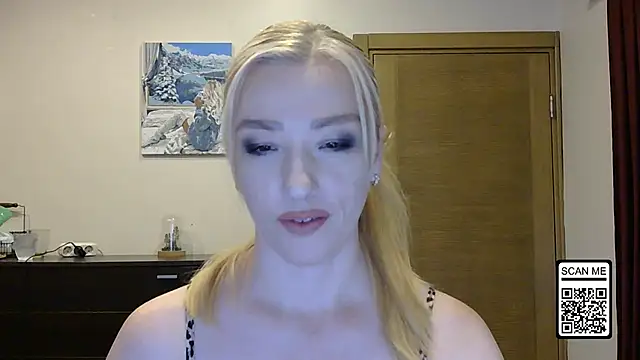 Snapshot of Wild_Silk_Desire chatting on 20, 9, 2025 Wild Silk Desire online show from 20, 9, 2025