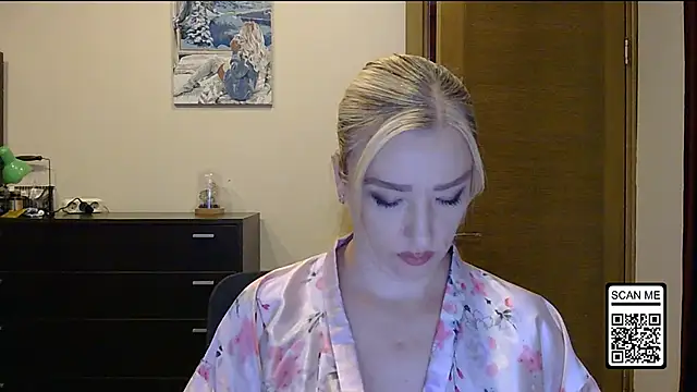 Snapshot of Wild_Silk_Desire chatting on 20, 10, 2025 Wild Silk Desire online show from 20, 10, 2025