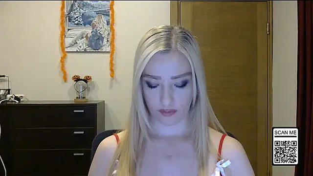 Snapshot of Wild_Silk_Desire chatting on 1, 11, 2025 Wild Silk Desire online show from 1, 11, 2025