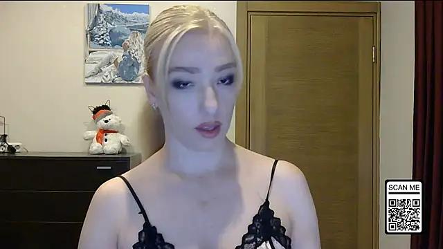 Snapshot of Wild_Silk_Desire chatting on 15, 11, 2025 Wild Silk Desire online show from 15, 11, 2025