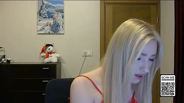 Snapshot of Wild_Silk_Desire chatting on 24, 11, 2025 Wild Silk Desire online show from 24, 11, 2025