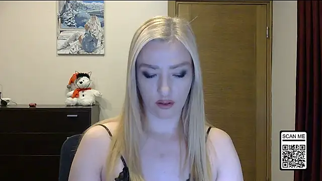 Snapshot of Wild_Silk_Desire chatting on 29, 11, 2025 Wild Silk Desire online show from 29, 11, 2025