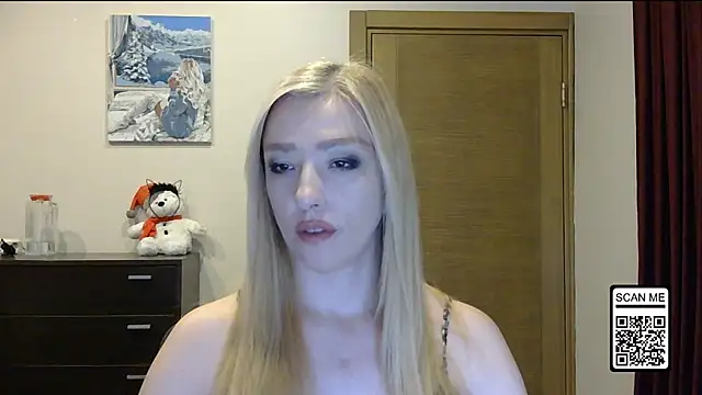 Wild Silk Desire online show from 5, 12, 2025