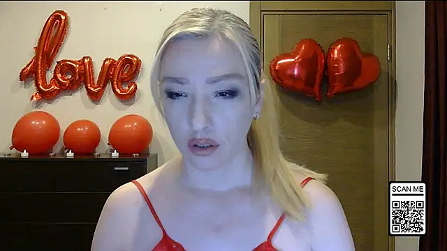 Wild Silk Desire online show from 16, 2, 2026