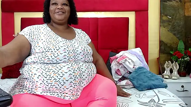 Snapshot of Exoticbigmandy chatting on 3, 3, 2026 Exoticbigmandy online show from 3, 3, 2026