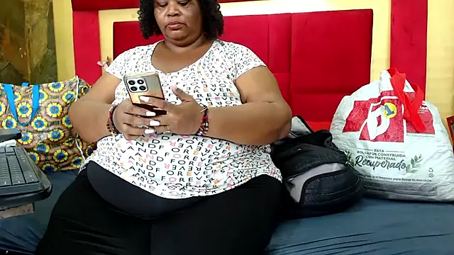 Snapshot of Exoticbigmandy chatting on 8, 4, 2026 Exoticbigmandy online show from 8, 4, 2026