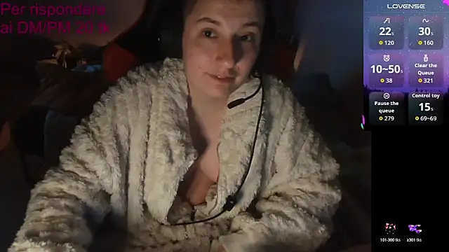 h4cMorganaEvelynn online show from 4, 4, 2026