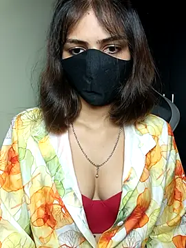 Isha Sax online show from 13, 10, 2025