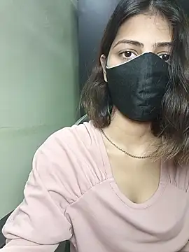 Isha Sax online show from 5, 11, 2025