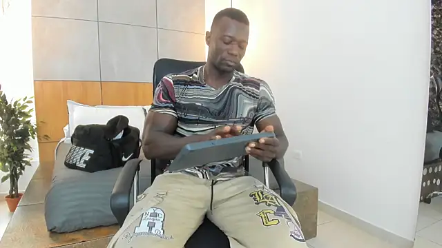 MarcusBlack  online show from 11, 9, 2025