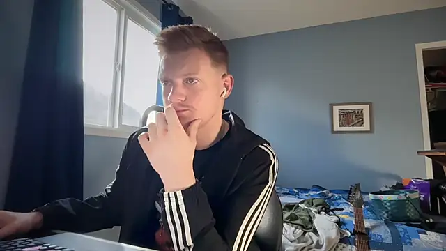 lustylyndon online show from 10, 4, 2026