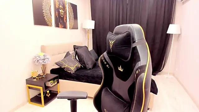 LindaSandy 1 online show from 18, 1, 2026