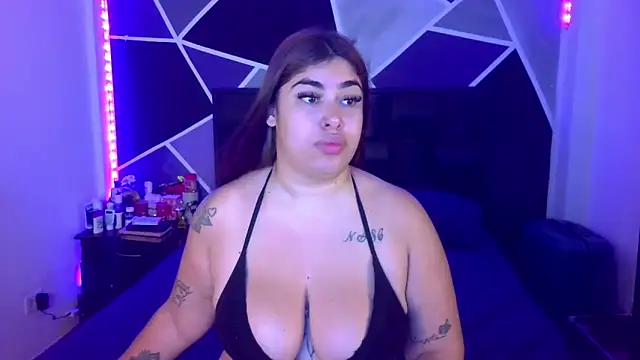 Snapshot of jazminslut chatting on 4, 5, 2026 jazminslut online show from 4, 5, 2026