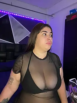 Snapshot of jazminslut chatting on 8, 5, 2026 jazminslut online show from 8, 5, 2026