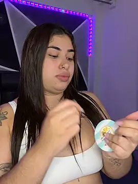 jazminslut online show from 13, 6, 2026