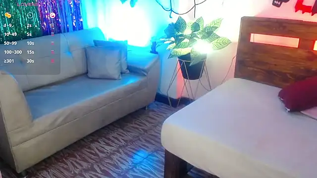 Snapshot of Yeseniaa25_ chatting on 10, 10, 2025 Yeseniaa25  online show from 10, 10, 2025