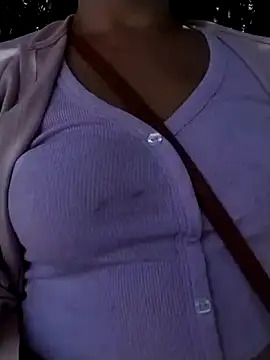 Snapshot of Tifany-fox chatting on 26, 11, 2025 Tifany-fox online show from 26, 11, 2025