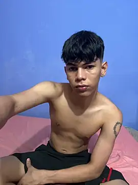 Baby boy14 online show from 14, 4, 2026