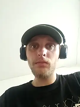 Atzekevin1998 online show from 10, 7, 2026