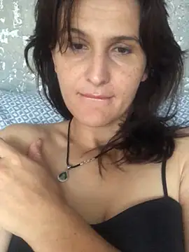 Snapshot of NikaSwan2831 chatting on 8, 10, 2025 NikaSwan2831 online show from 8, 10, 2025