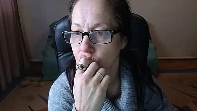 Ronda Roni online show from 12, 1, 2026