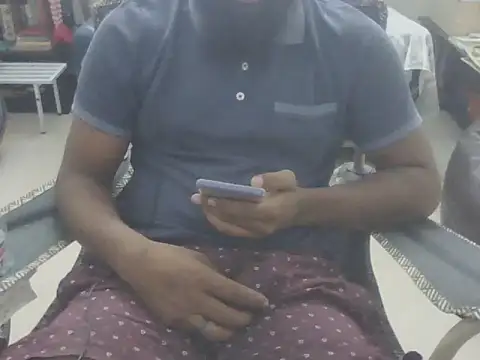 Snapshot of Matt6102 chatting on 13, 11, 2025 Matt6102 online show from 13, 11, 2025