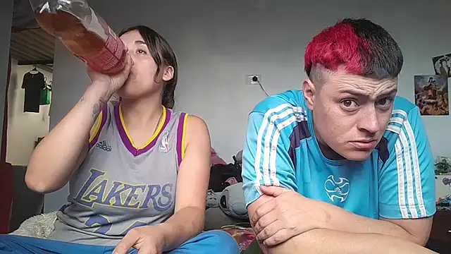 Snapshot of twodoo chatting on 1, 11, 2025 twodoo online show from 1, 11, 2025