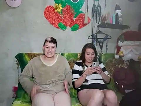 Snapshot of twodoo chatting on 17, 12, 2025 twodoo online show from 17, 12, 2025