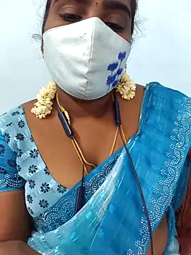 Snapshot of Tamil_riyalini12 chatting on 15, 12, 2025 Tamil riyalini12 online show from 15, 12, 2025