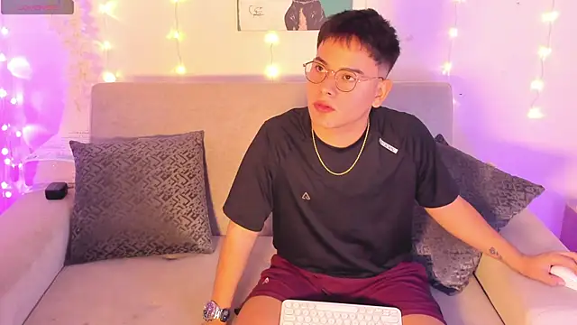 Young Ben online show from 18, 4, 2026