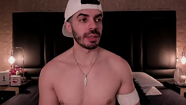 AxelThompson  online show from 12, 11, 2025