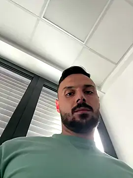 yourdreamboy17 online show from 25, 9, 2025