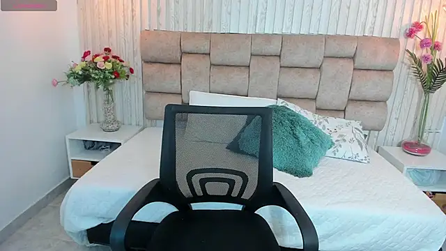 Gina25 online show from 27, 11, 2025