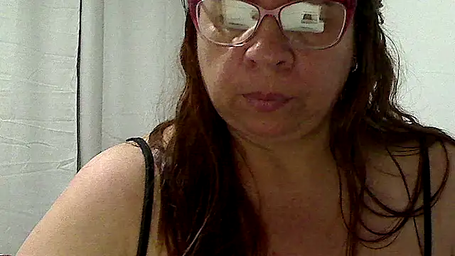 Snapshot of luciana69hot chatting on 21, 4, 2026 luciana69hot online show from 21, 4, 2026