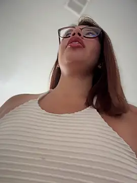 sara calderon online show from 18, 3, 2026