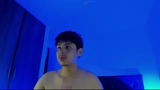 Snapshot of Maximo_Miller chatting on 1, 10, 2025 Maximo Miller online show from 1, 10, 2025