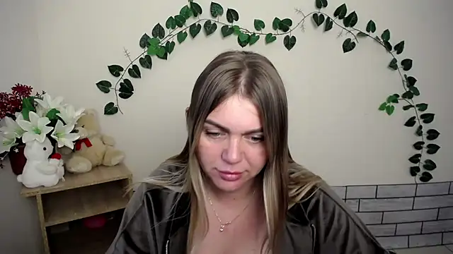 Snapshot of Magic_Katarina_ chatting on 17, 9, 2025 Magic Katarina  online show from 17, 9, 2025