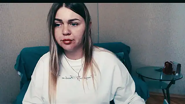 Snapshot of Magic_Katarina_ chatting on 23, 10, 2025 Magic Katarina  online show from 23, 10, 2025