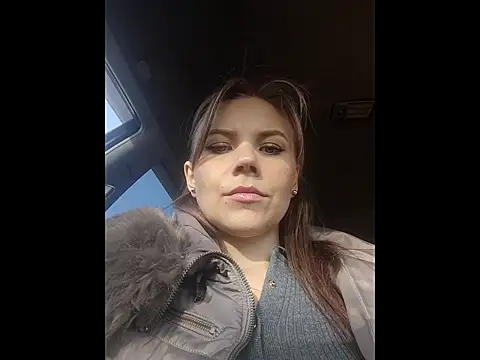 YOURLIKAA online show from 3, 12, 2025