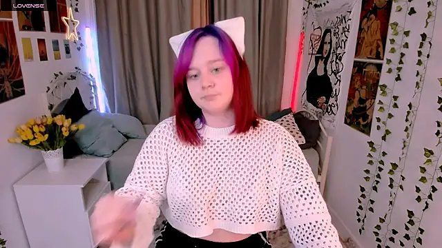 Snapshot of lunaalli chatting on 23, 11, 2025 lunaalli online show from 23, 11, 2025