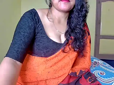 Snapshot of MasTANIYA chatting on 12, 10, 2025 MasTANIYA online show from 12, 10, 2025